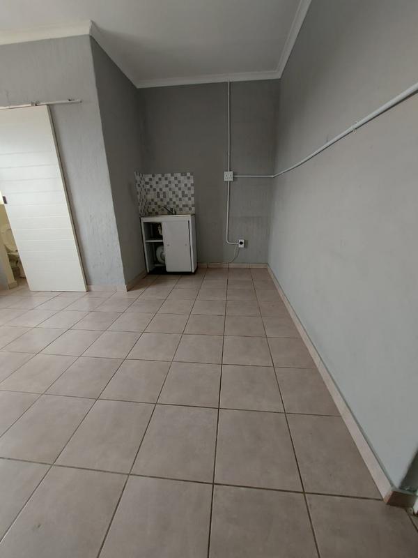 To Let 0 Bedroom Property for Rent in Goodwood Central Western Cape